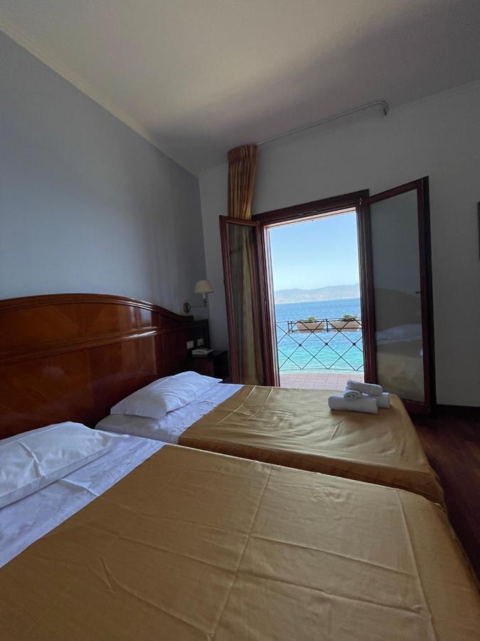 Hotel La Lampara Реджо-ди-Калабрия Экстерьер фото