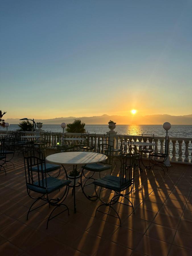 Hotel La Lampara Реджо-ди-Калабрия Экстерьер фото